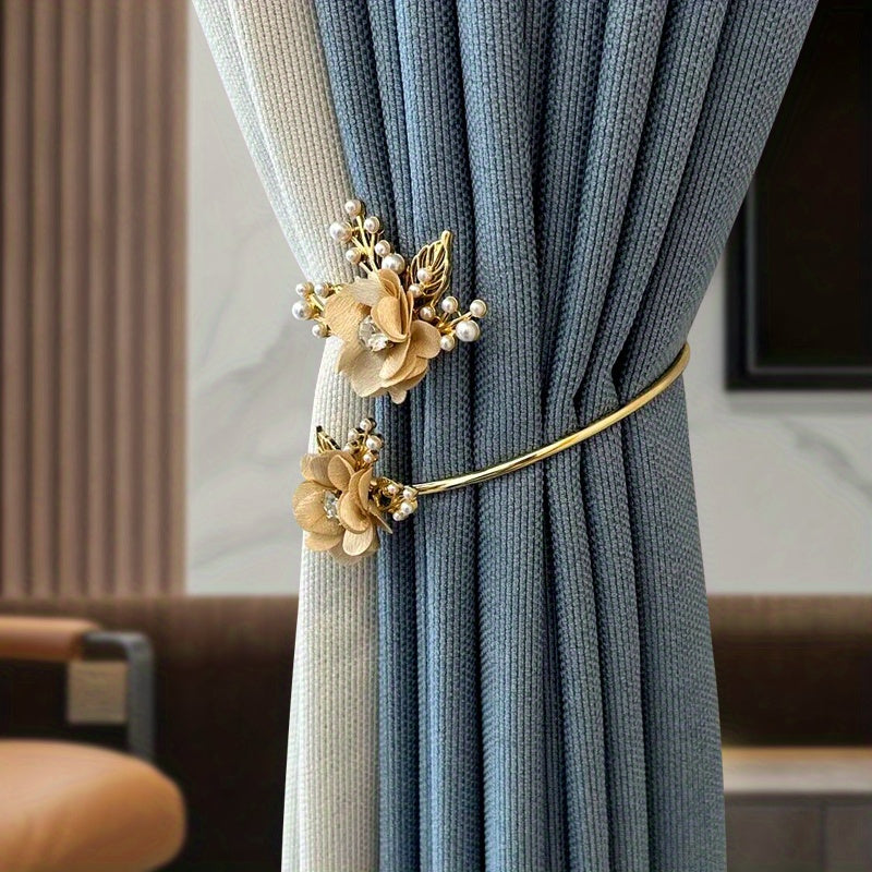 Metal Faux Pearl Curtain Holdback with Three-dimensional Flower Design