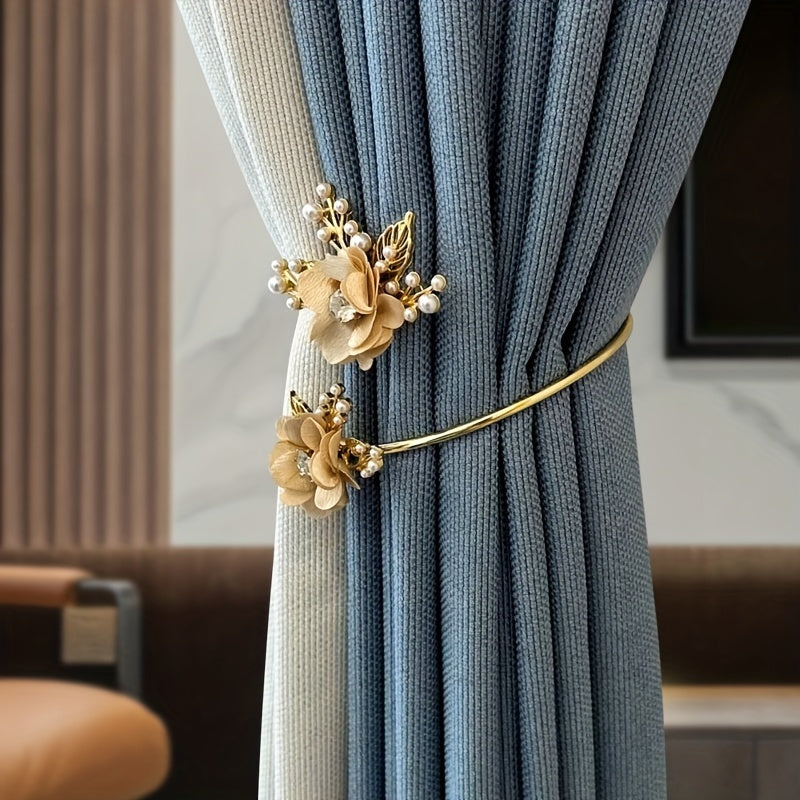 Metal Faux Pearl Curtain Holdback with Three-dimensional Flower Design
