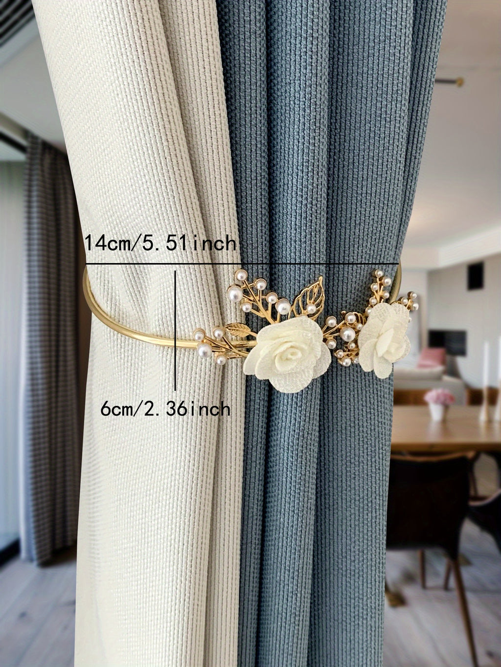 Metal Faux Pearl Curtain Holdback with Three-dimensional Flower Design