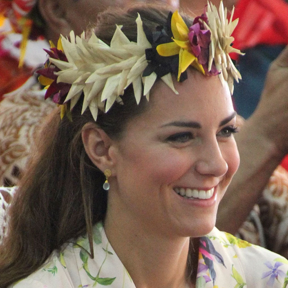 Classic Athena Drop Earrings: Green Onyx